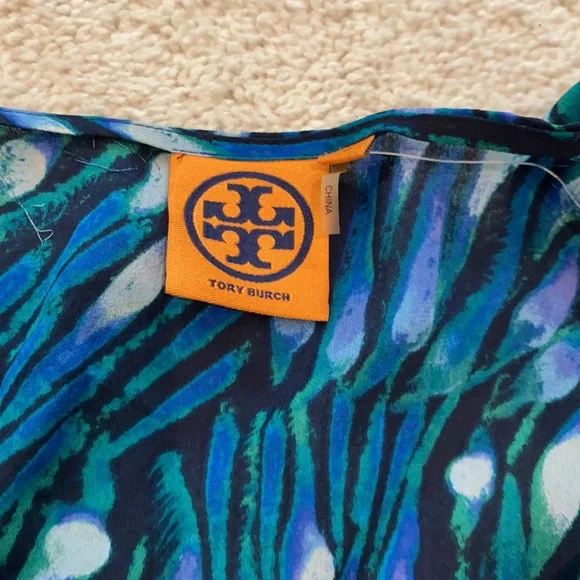 Tory Burch silk top never worn with tag - Picture 2 of 6